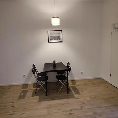 Monteurwohnung Messewohnung 5 Personen Naehe Duesseldorf Appartement