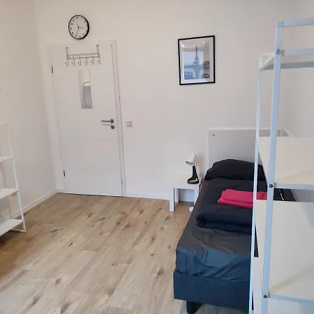 Monteurwohnung Messewohnung 5 Personen Naehe Duesseldorf Lejlighed