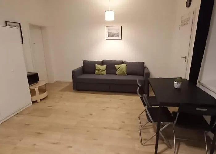 公寓 Monteurwohnung Messewohnung 5 Personen Naehe Duesseldorf 克雷费尔德